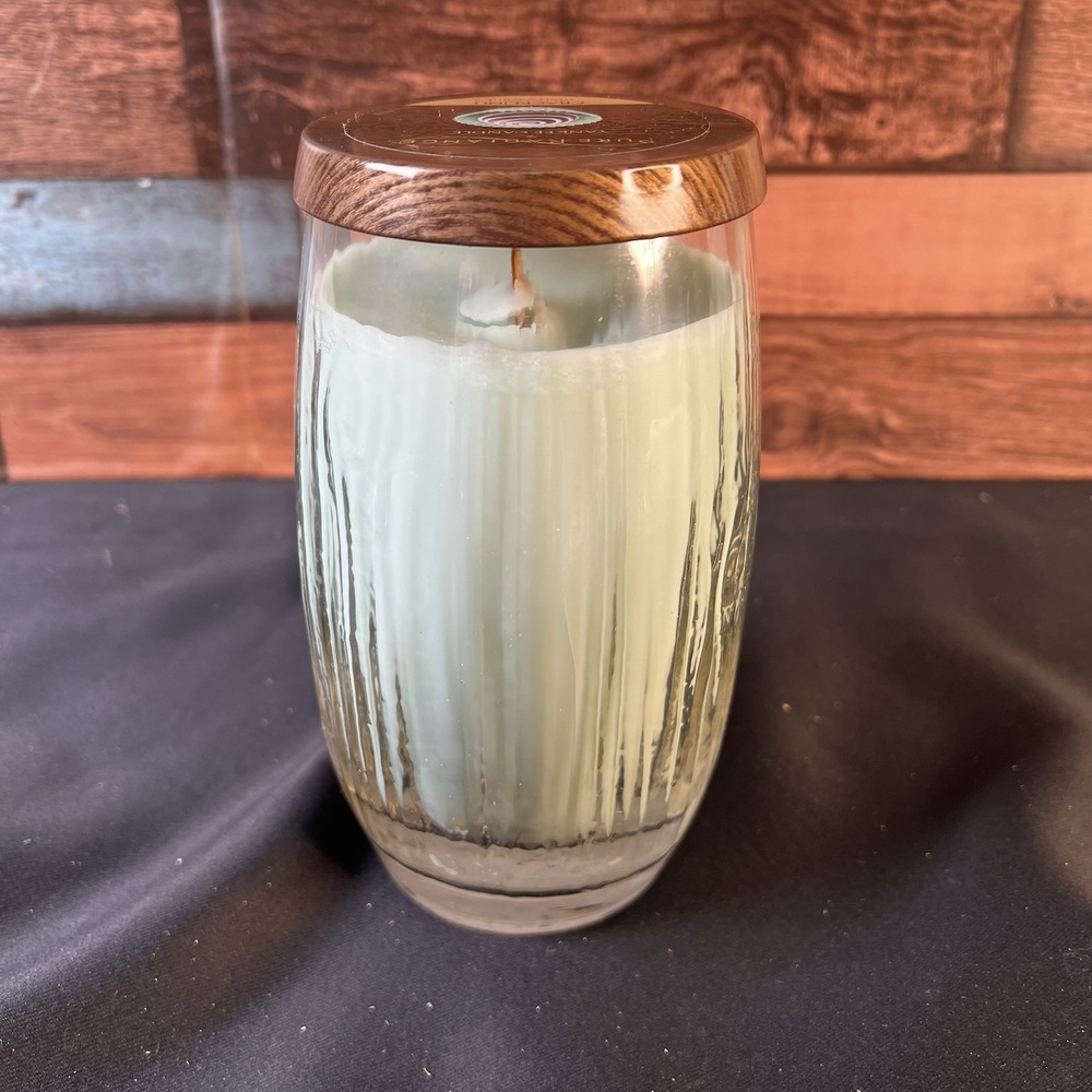 Yankee Candle Pure Radiance Crackling Merry Mint Scented Lumiwick Candle - 22 Oz
